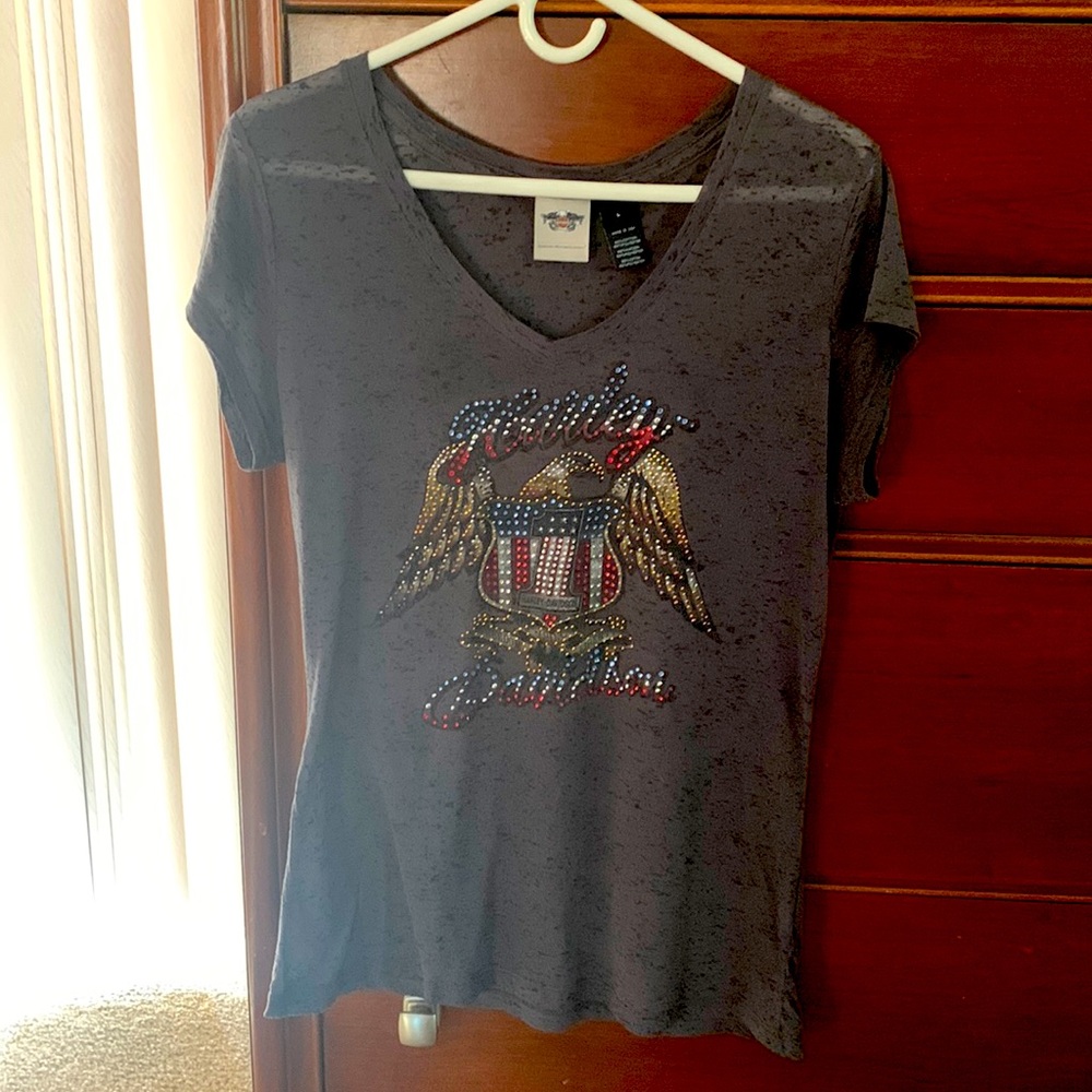 Harley-Davidson gray v-neck t-shirt with rhinestones - size Large